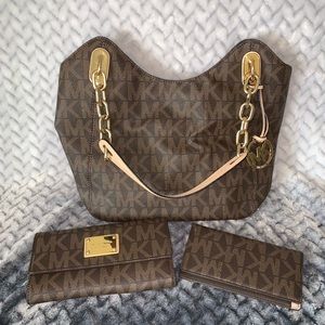 Micheal Kors set
